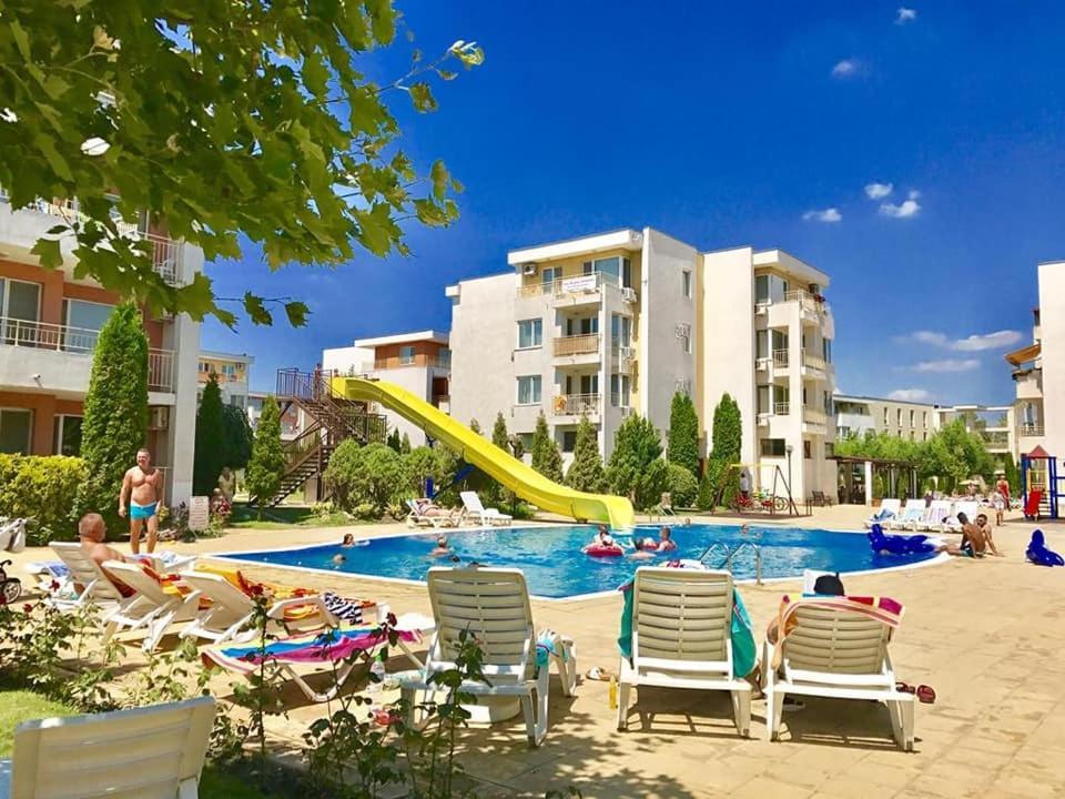 Holiday Fort Golf Club - Premium Apartments ساني بيتش المظهر الخارجي الصورة