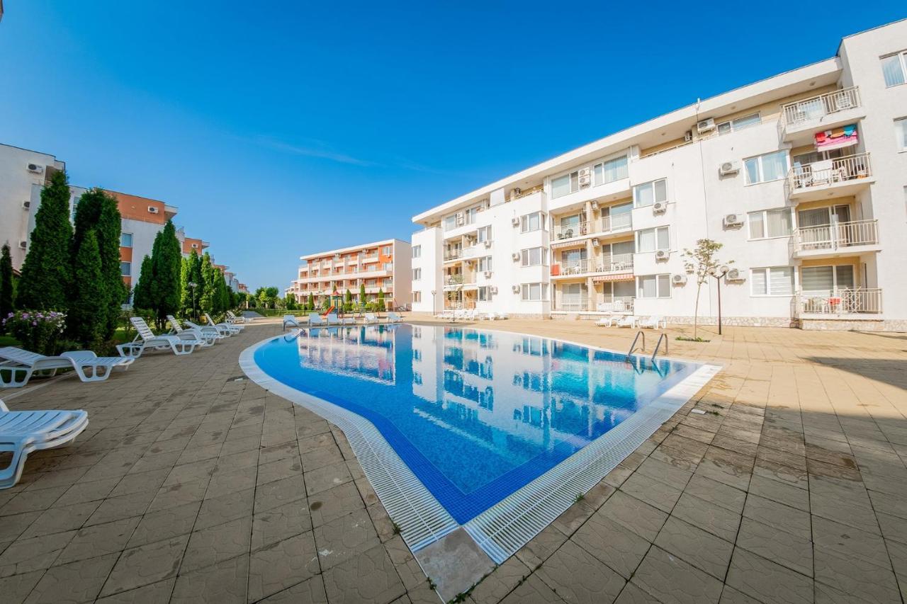 Holiday Fort Golf Club - Premium Apartments ساني بيتش المظهر الخارجي الصورة